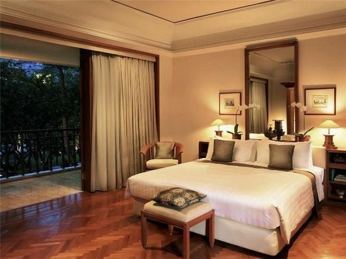 低調(diào)奢華、簡約舒適的客房空間