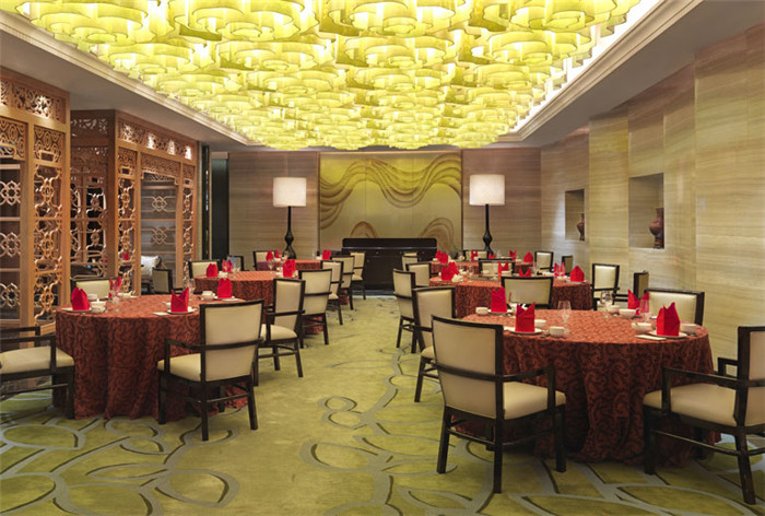 酒店室內(nèi)高端餐飲空間設(shè)計(jì)欣賞