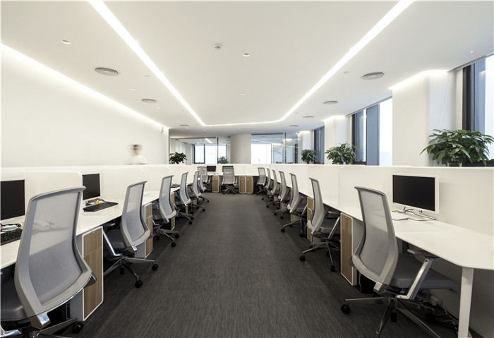 簡單舒適的辦公區(qū)設(shè)計