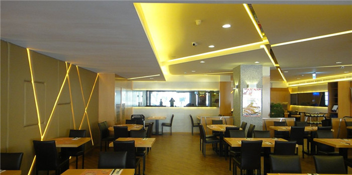 傳統(tǒng)臺式牛排店面改造升級設(shè)計(jì)案例