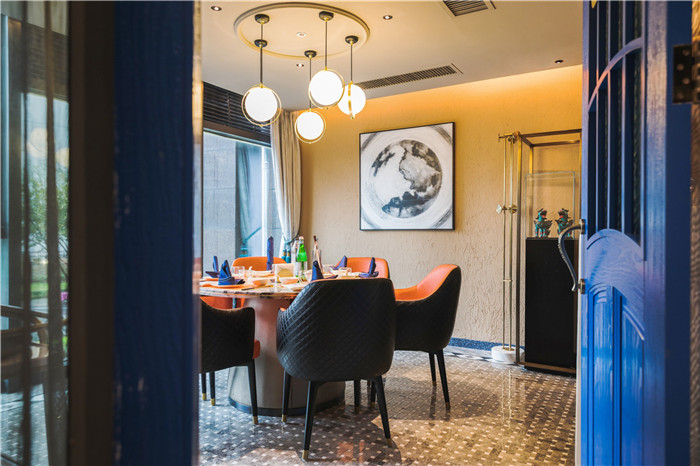 時(shí)尚優(yōu)雅的高端海鮮火鍋餐廳裝修設(shè)計(jì)方案 時(shí)尚優(yōu)雅的高端海鮮火鍋餐廳裝修設(shè)計(jì)方案