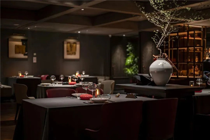 獨具當代山水人文精神的龍吟九品高端餐飲設計