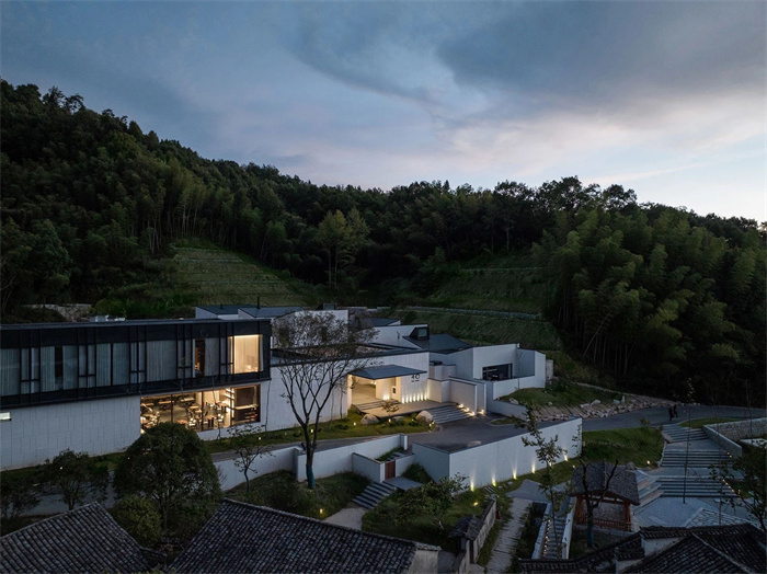 古村落更新   安徽九華山下拾院酒店設(shè)計(jì)